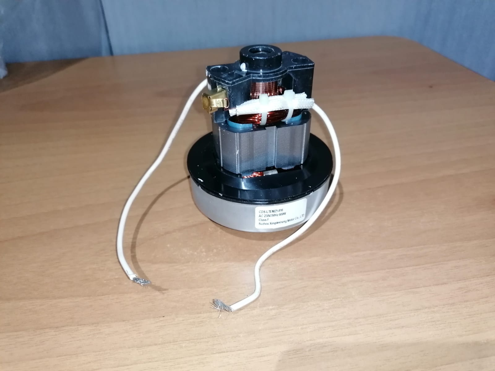 BLACK+DECKER MOTORE DA 600W PER SCOPA ASPIRAPOLVERE CICLONICA BXVMS600E