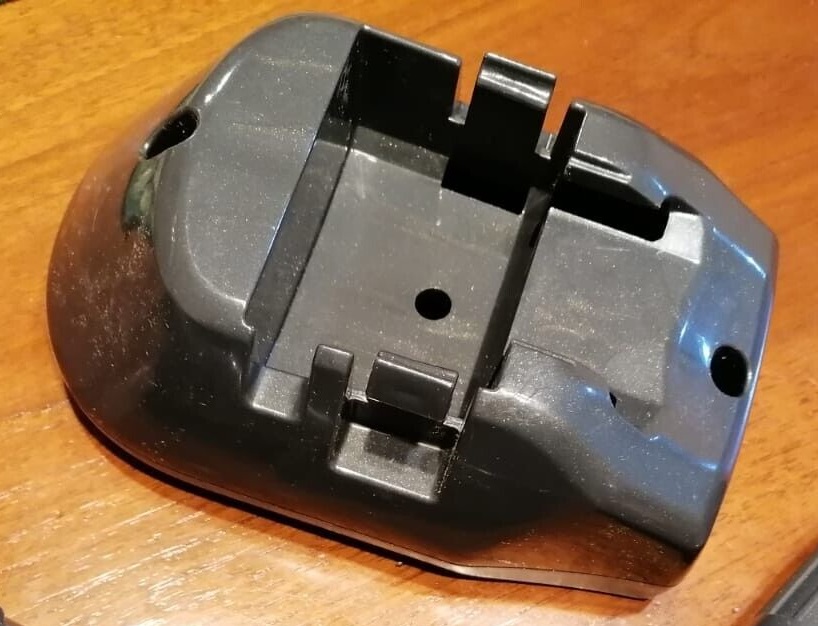 BLACK+DECKER STAFFA DI MONTAGGIO PER SCOPA ASPIRAPOLVERE BHFEV182CP BHFEV182C