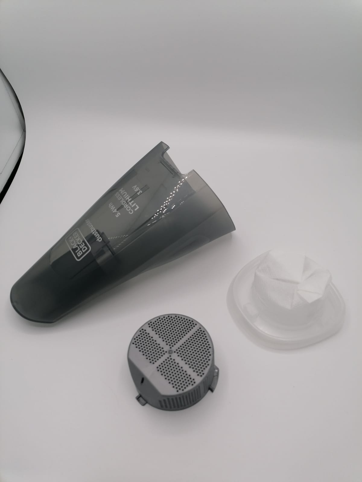 BLACK+DECKER kit contenitore serbatoio con filtro per aspirabriciole NVC115WA
