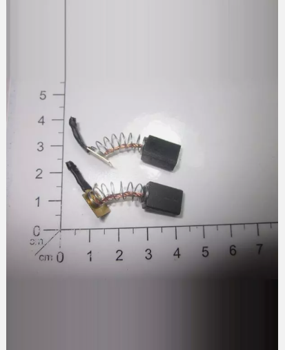 EINHELL COPPIA SPAZZOLE PER TRAPANO mod.BT-ID 650 E mod.TC-ID 650 E 425865804022