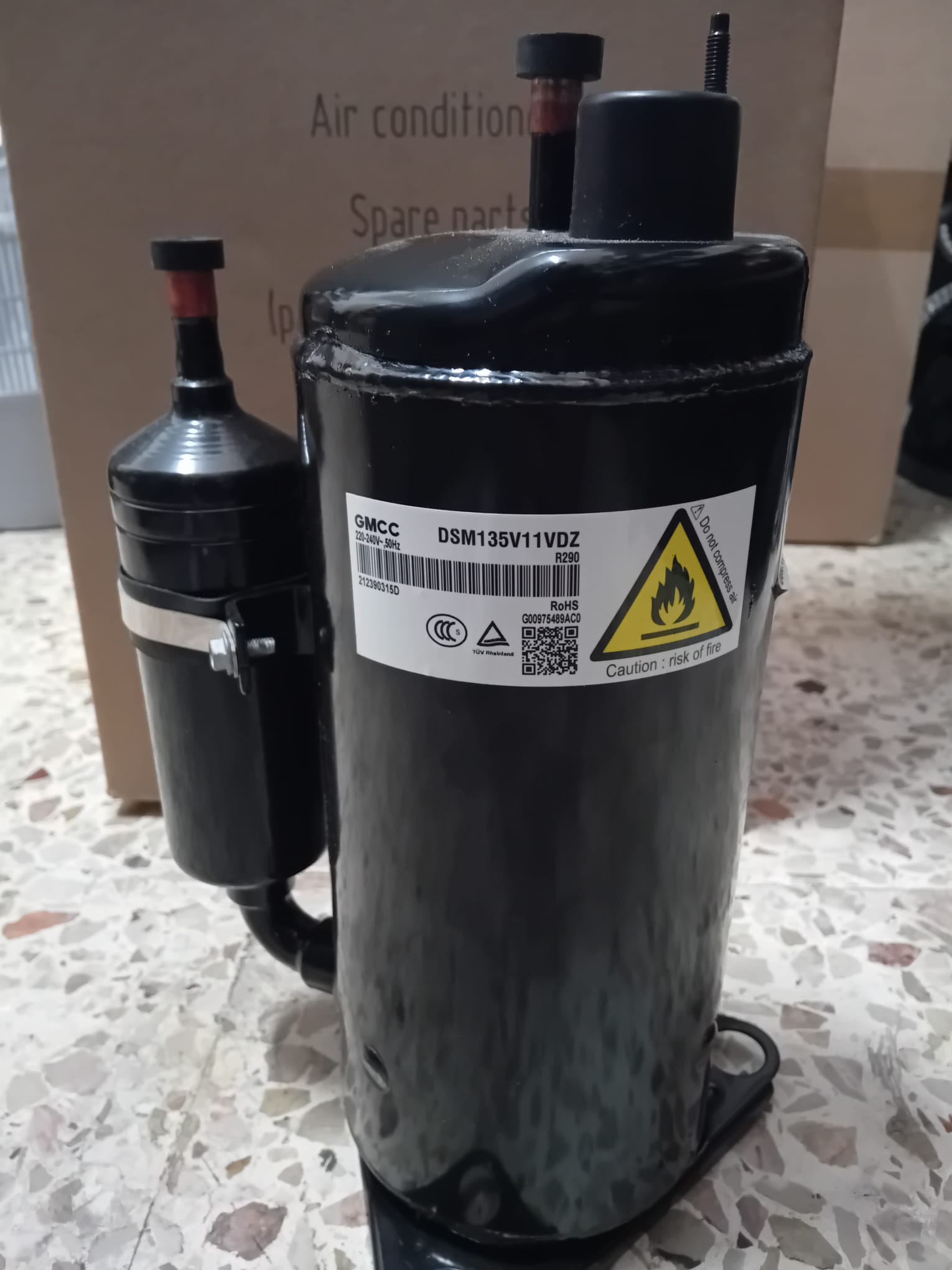 DELONGHI compressore per climatizzatore portatile PACEM77 del 2020 2021