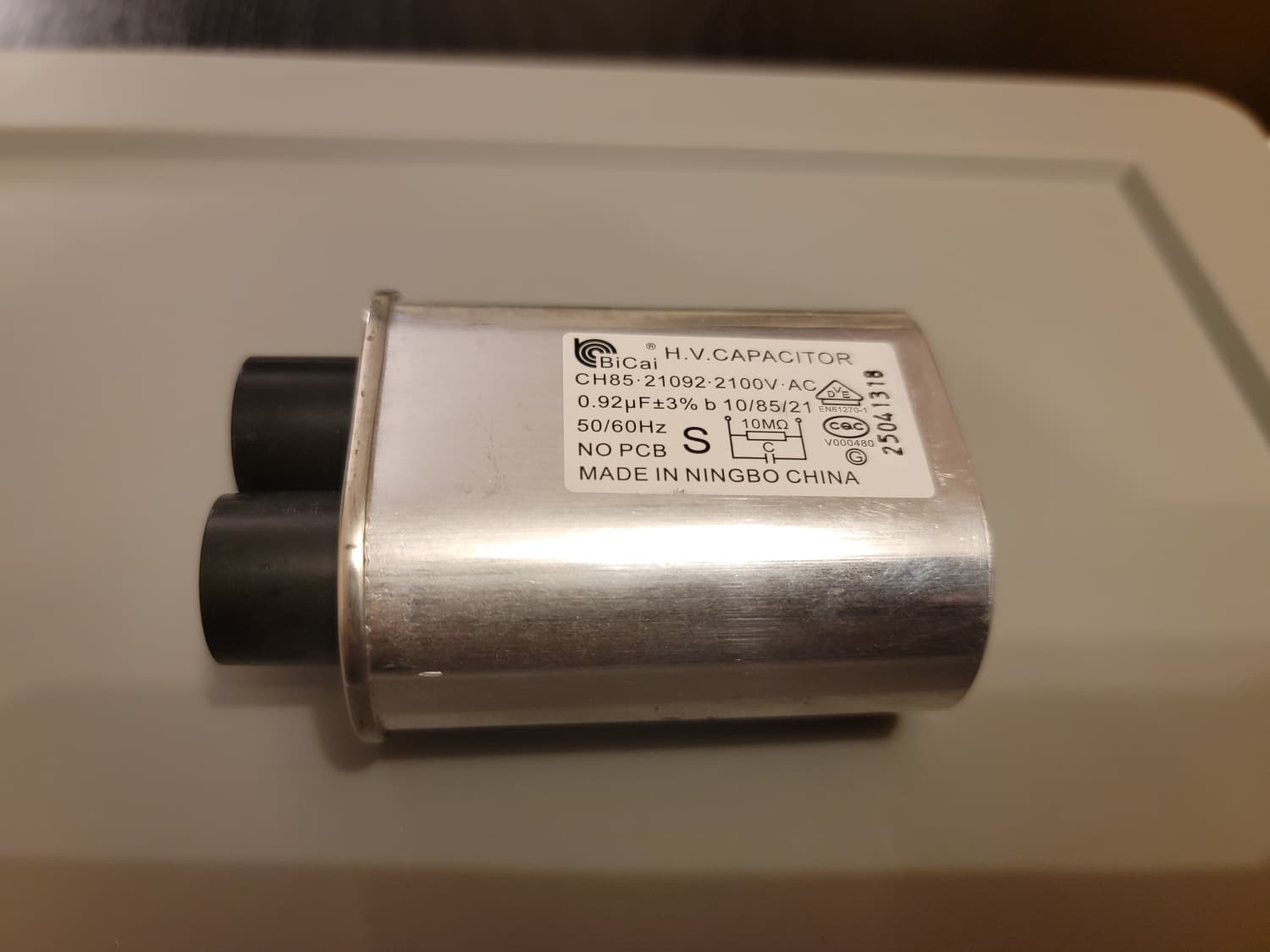 TOGNANA condensatore da 0,92 μF forno a microonde D2DFM02IRCH IRIDEA CHAMPAGNE