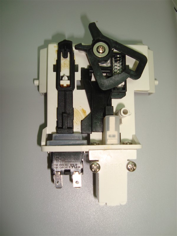 INTERRUTTORE+SUPPORTO PER TRITATUTTO LA MOULINETTE MOULINEX mod. AD5686 e AR6887